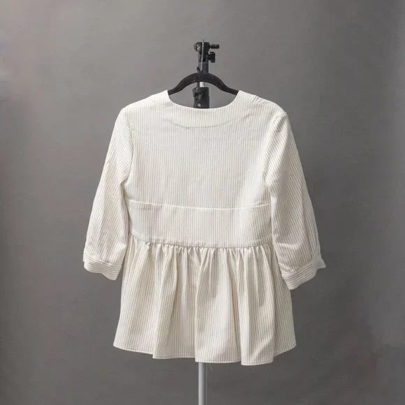 Comfy Koch Top! - Picture 2 of 2